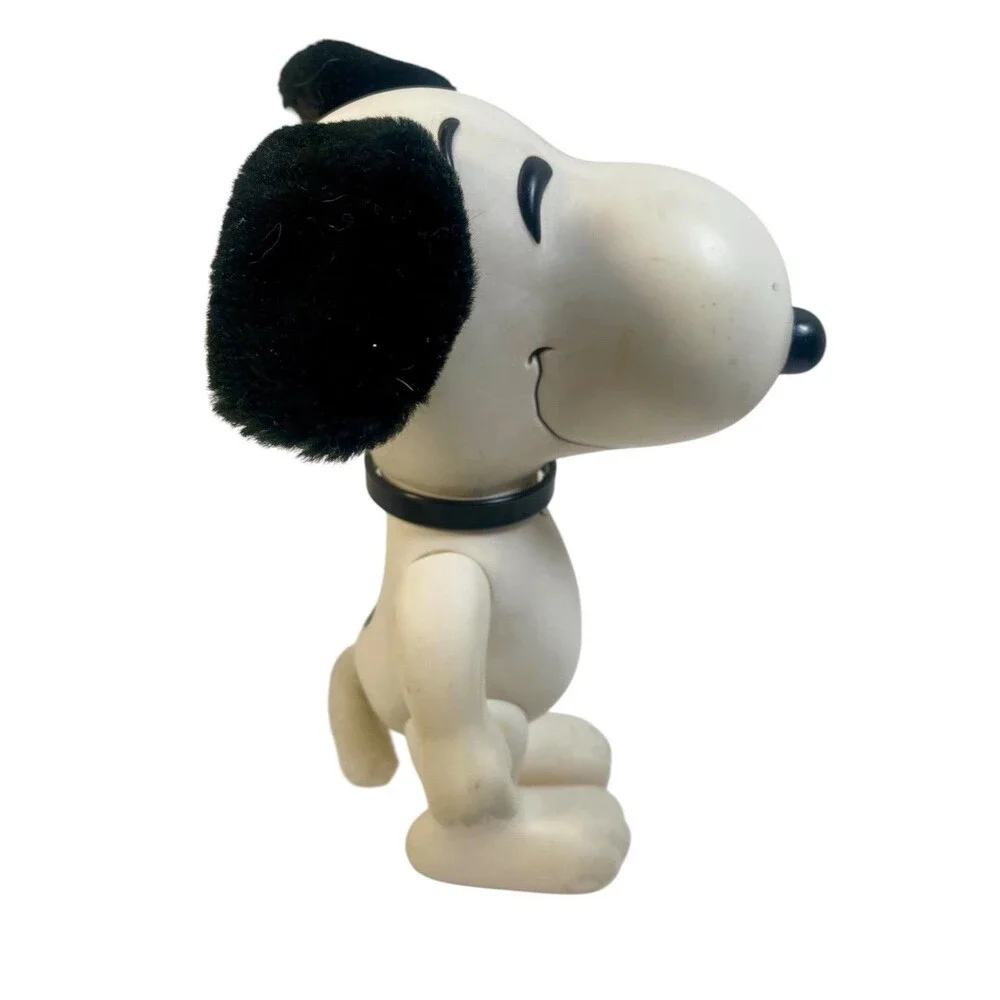 VTG 1958 Snoopy Toy Figure United Feature Syndicate Peanuts Hard Plastic 8”